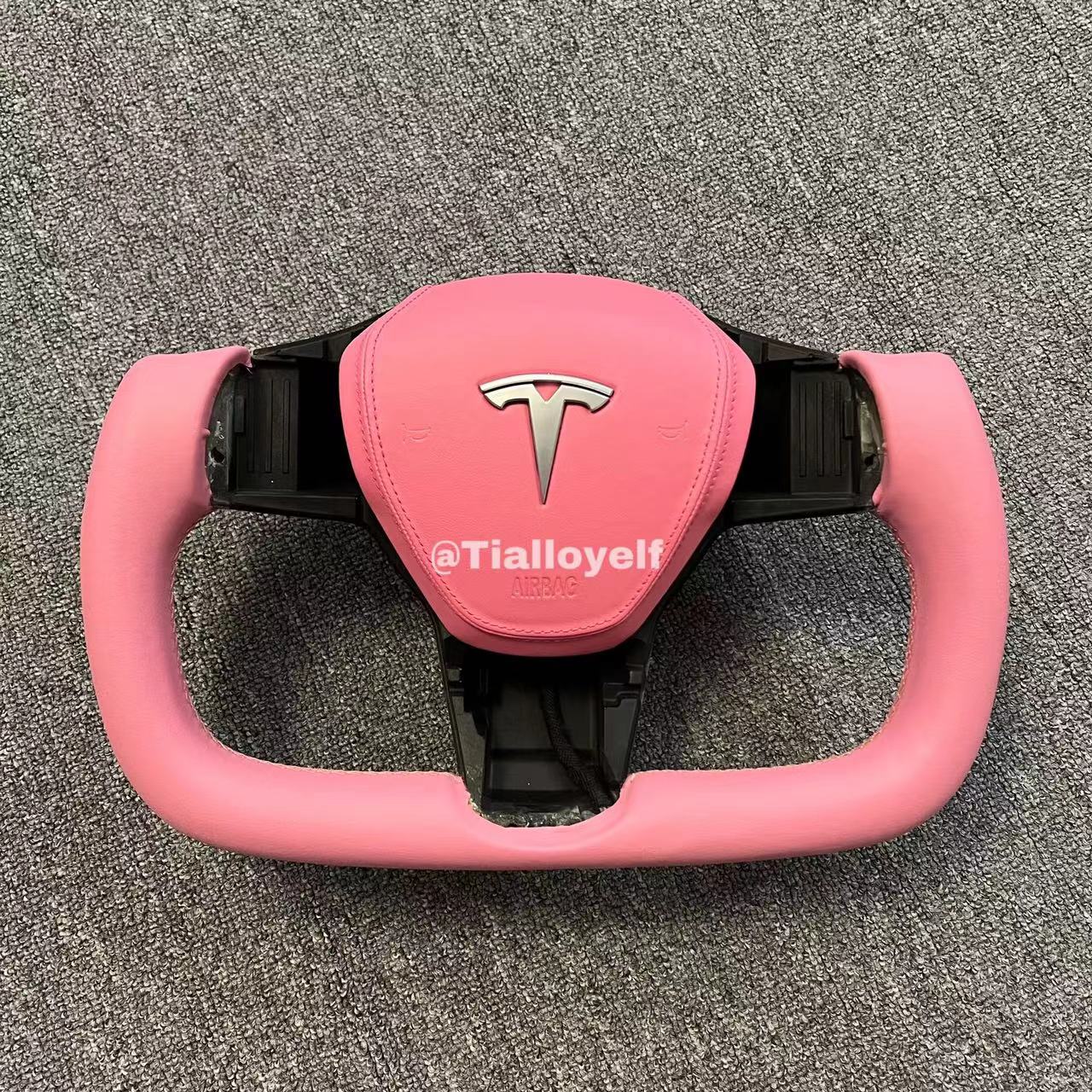 Model 3/Y Yoke Steering Wheel ( All pink) Tialloyelf